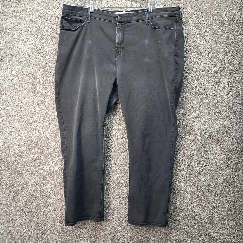 Signature Levi Strauss Gold Totally Shaping Straight Leg Jeans Black Plus‎ Size